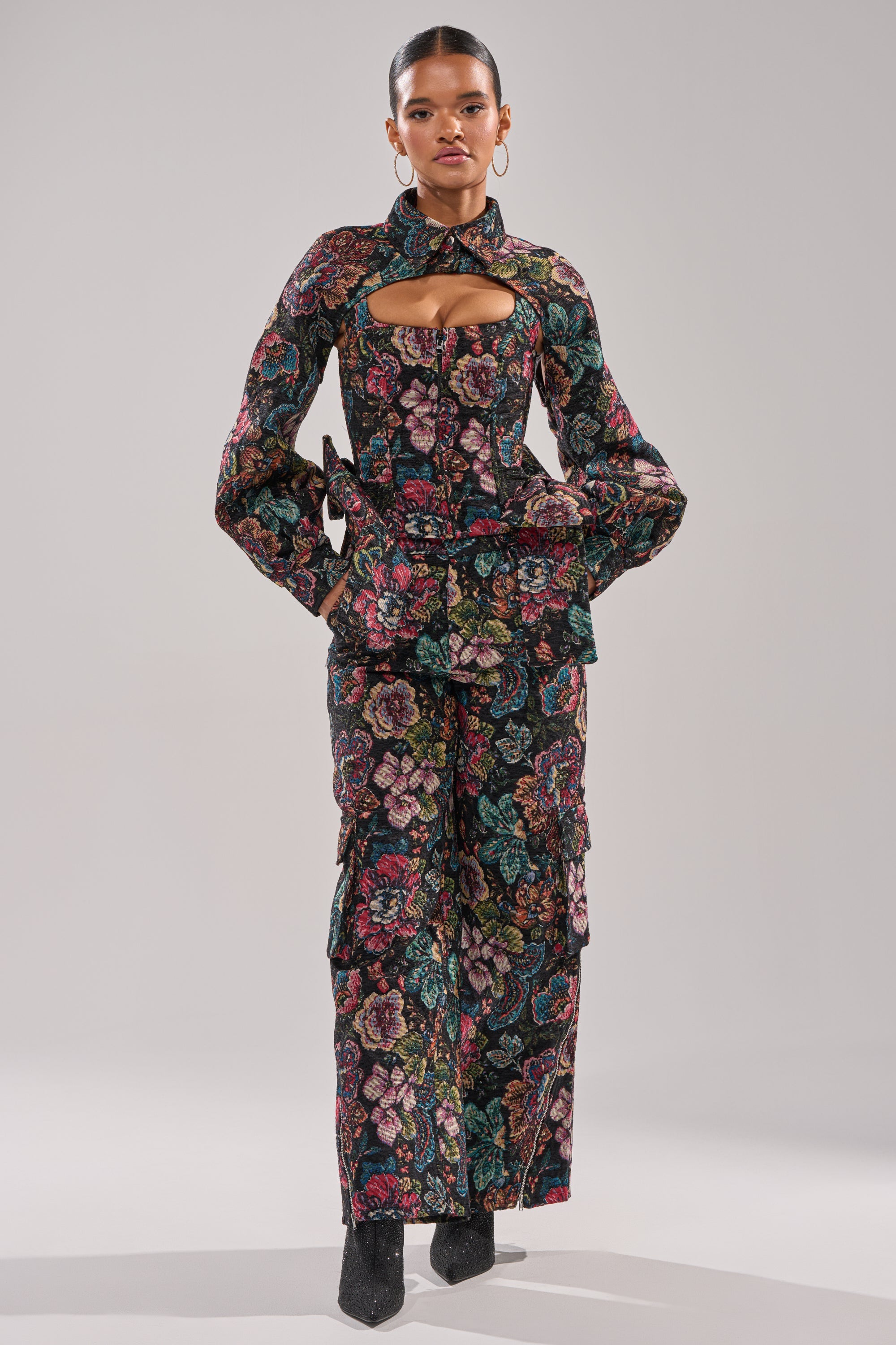 PRETTY LADY BROCADE BOLERO
