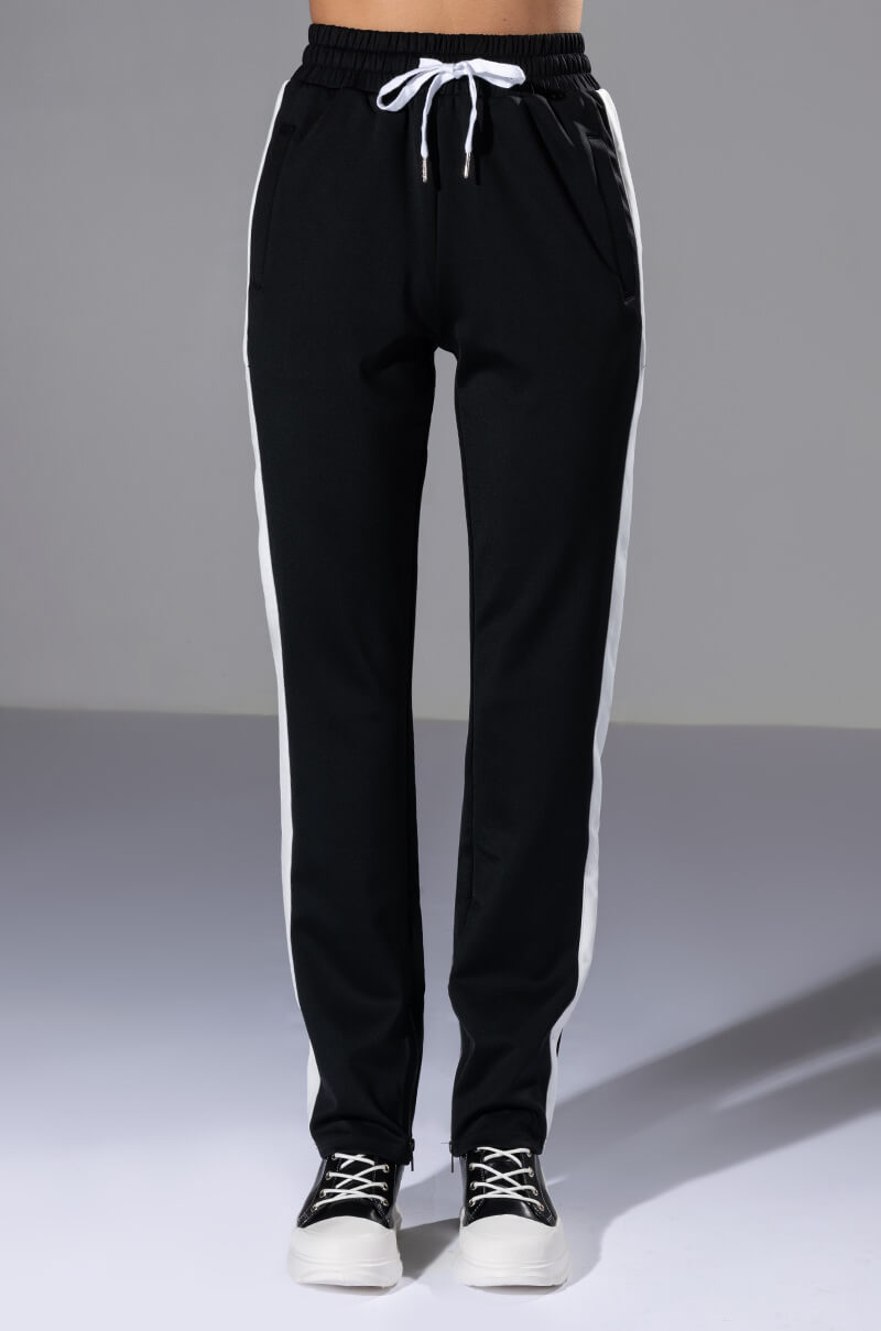 RUNNING LAPS JOGGER